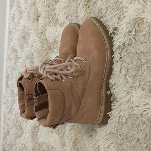 Steve Madden Acorn Blush Lace Up Boots Size 7.5